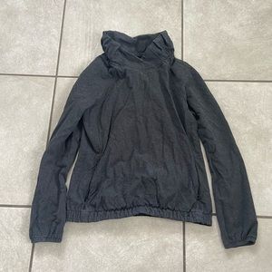 Lululemon Grey Women’s Sweatshirt